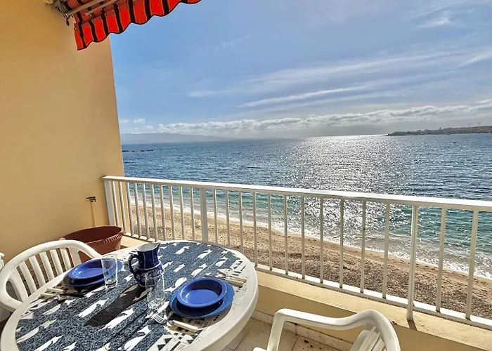 Corse Azur Pieds Dans L'eau