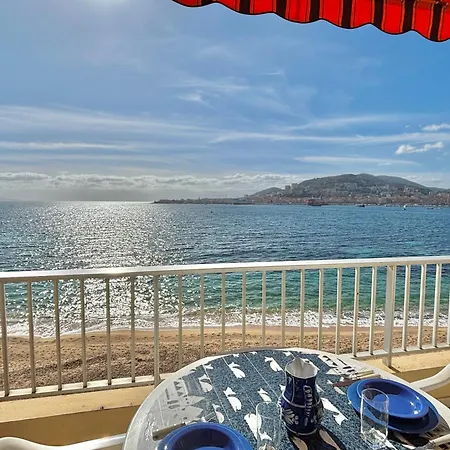 Corse Azur Pieds Dans L'eau Ajaccio (Corsica)