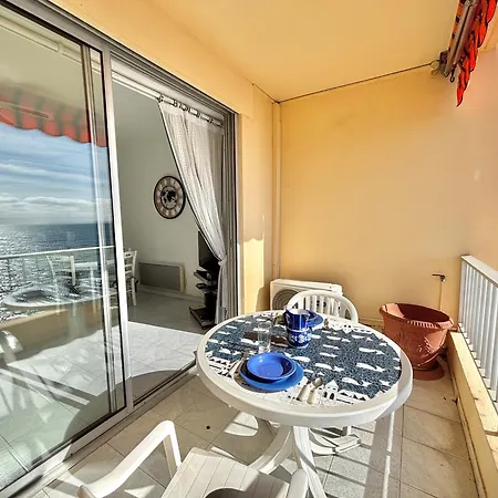 Corse Azur Pieds Dans L'eau Apartment *