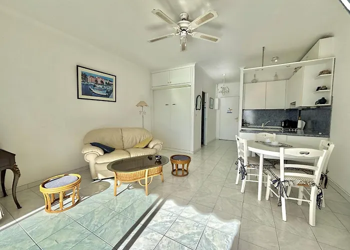 Corse Azur Pieds Dans L'eau Appartement Ajaccio (Corsica)